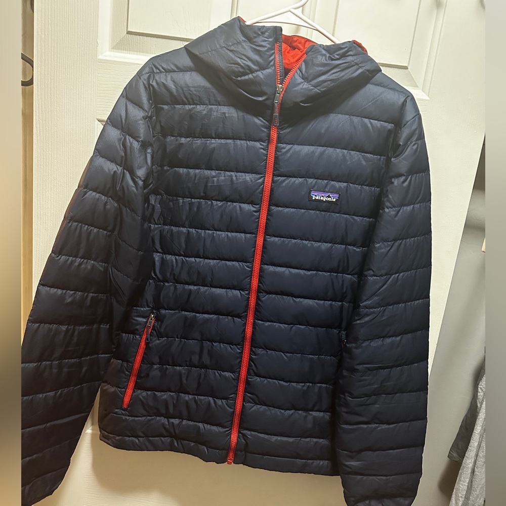Patagonia Men’s Nano Puff Hooded Jacket